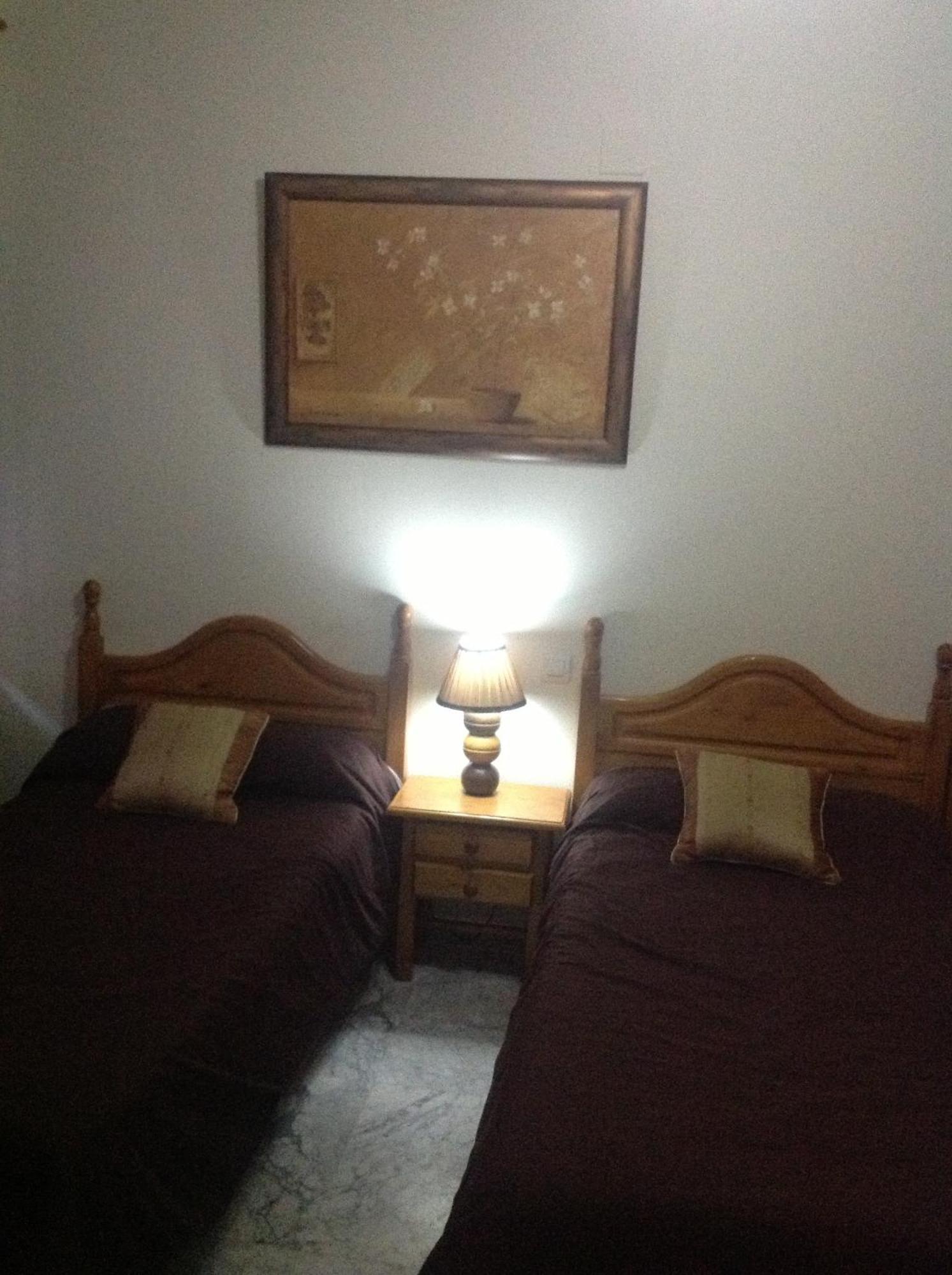 Hostal Neptuno Касерес Экстерьер фото